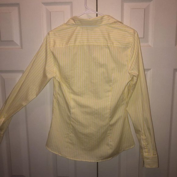 Banana Republic Button Down - Picture 2 of 3